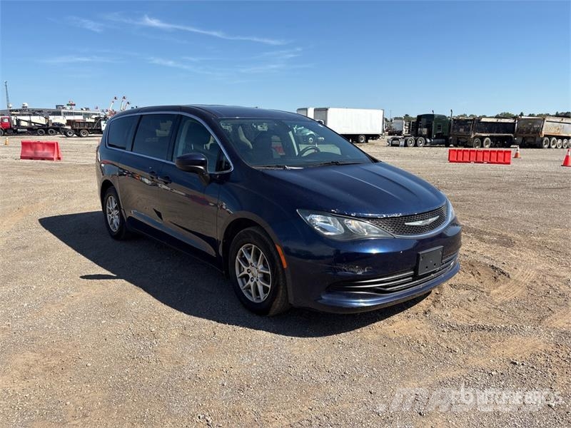 Chrysler Pacifica Minivan Sõiduautod