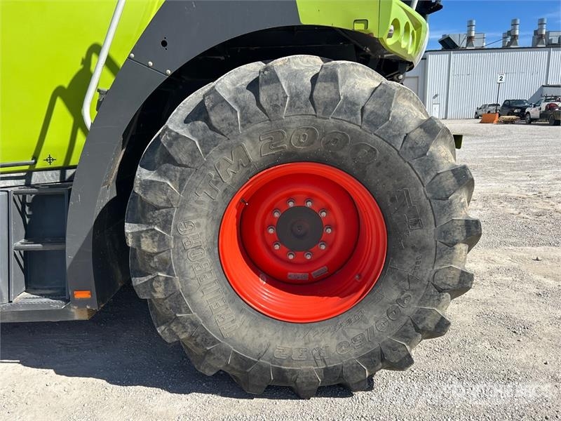 CLAAS 970 4WD 32 in Forage Harvester Silokombainid