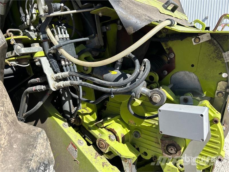 CLAAS 970 4WD 32 in Forage Harvester Silokombainid