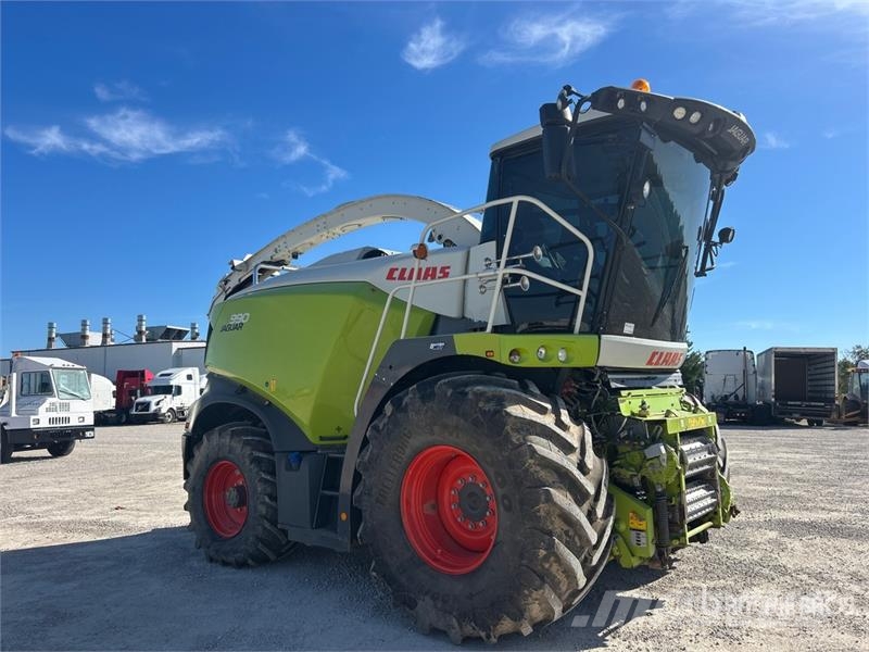 CLAAS 990 4WD 32 in Forage Harvester Sklízecí řezačka