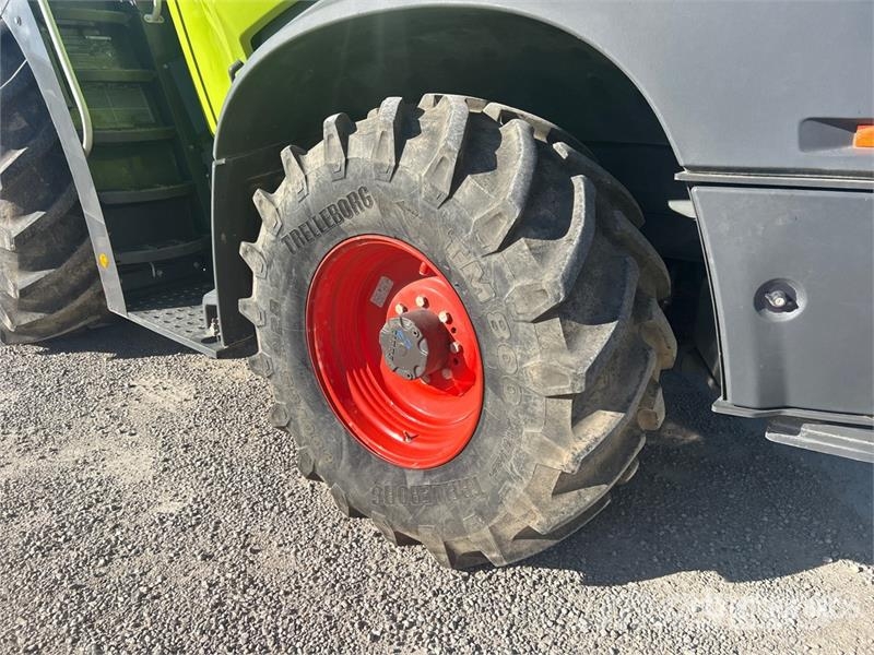 CLAAS 990 4WD 32 in Forage Harvester Feldhäcksler