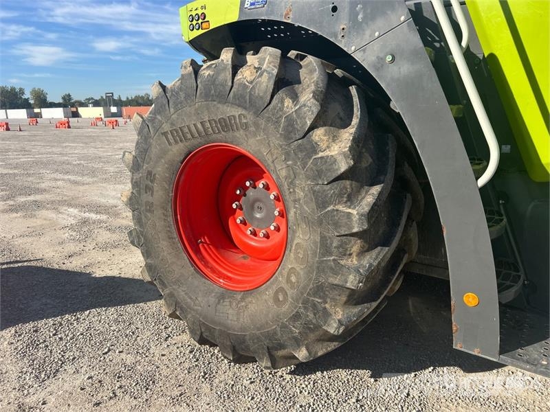 CLAAS 990 4WD 32 in Forage Harvester Feldhäcksler