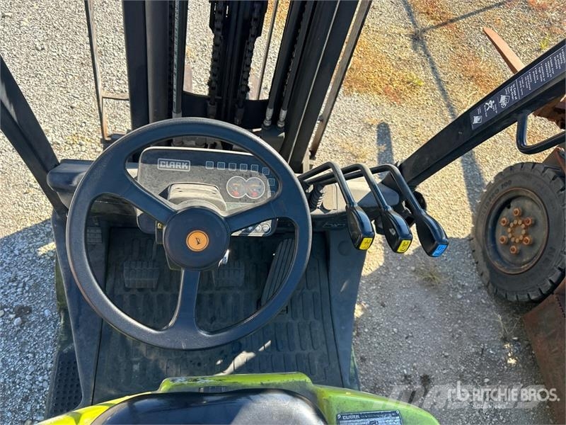 Clark C25CL 4500 lb Cushion Tire Forklift Autres Chariots élévateurs