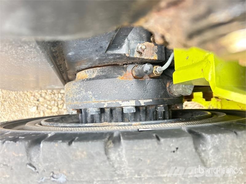 Clark S25D 5000 lb Pneumatic Tire Forklift Gaffeltrucker - Annet