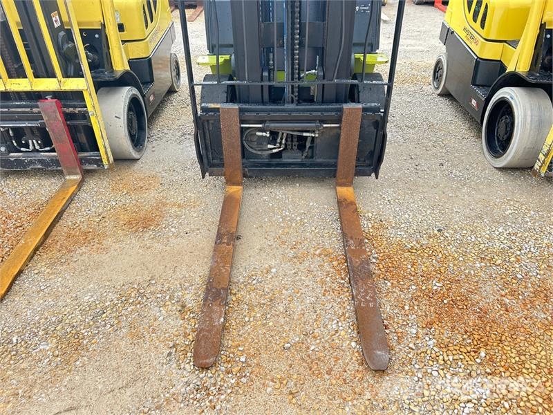 Clark S25D 5000 lb Pneumatic Tire Forklift Gaffeltrucker - Annet