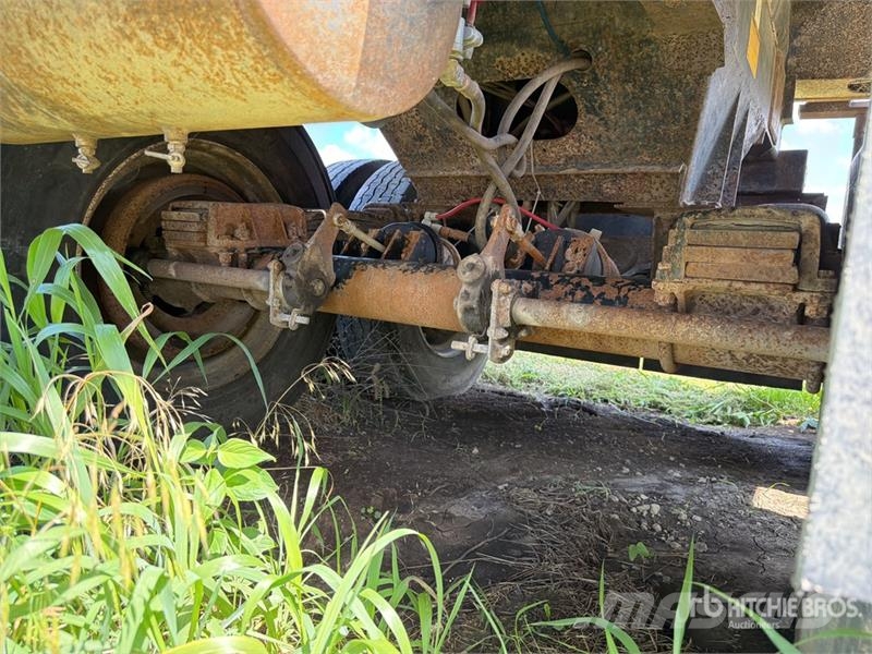 Clement RKHS2625 26 ft T/A Quarter Frame End Dump Trailer 傾卸式拖車