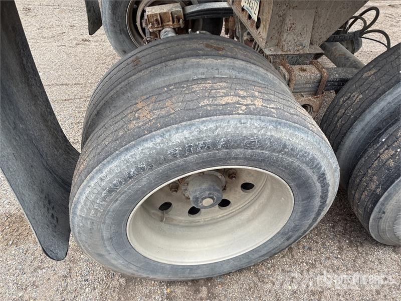 Clement Starlite 36 ft T/A Frameless End Dump Trailer Savivartės priekabos