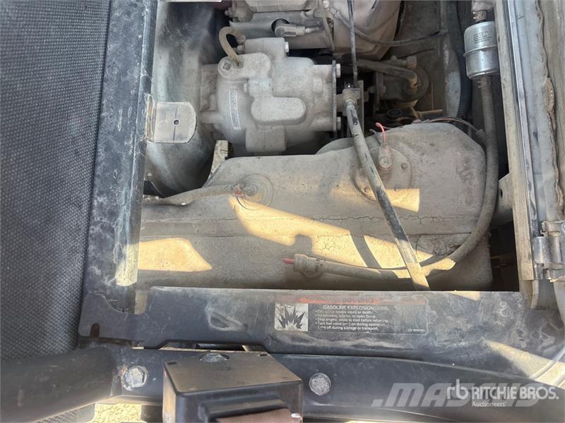 Club Car Carryall 1700 SE Golf Cart (Inoperable) Carros de golfe