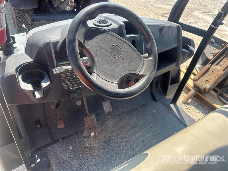 Club Car Carryall 1700 SE Golf Cart (Inoperable) Carros de golfe