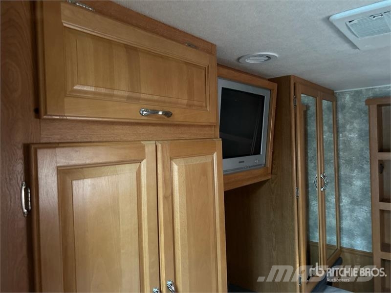 Coachmen Aurora Motor Home Motorhomes and caravans