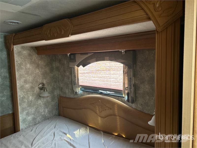 Coachmen Aurora Motor Home Motorhomes and caravans
