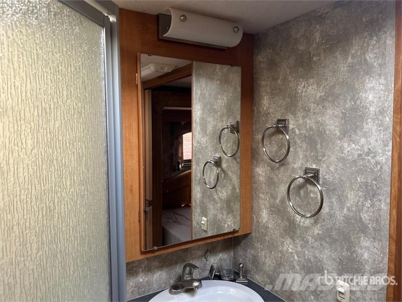 Coachmen Aurora Motor Home Motorhomes and caravans