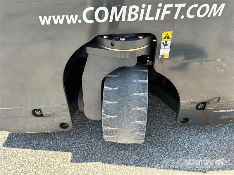 Combilift C6000 6000 lb Forklift Targoncák-Egyéb