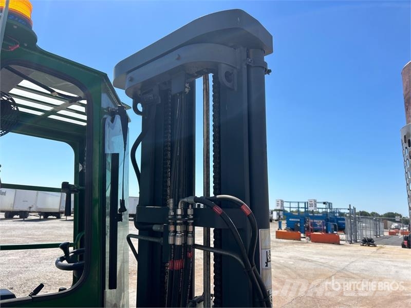 Combilift C6000 6000 lb Forklift Targoncák-Egyéb