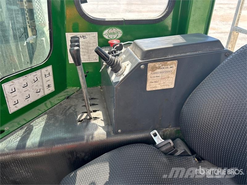 Combilift C6000 6000 lb Forklift Targoncák-Egyéb