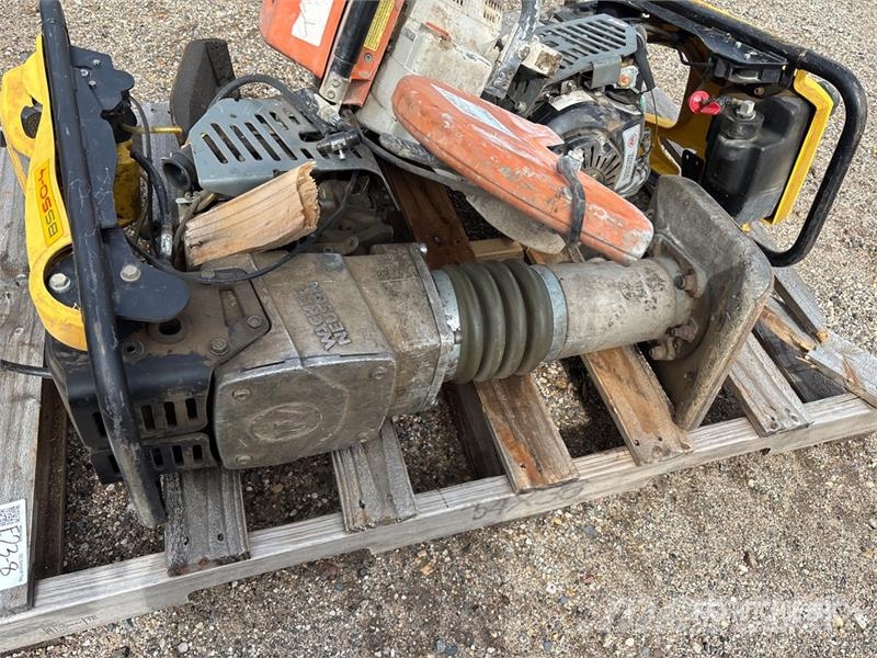Concrete Saw, quantity of 2 tampers Drugi deli