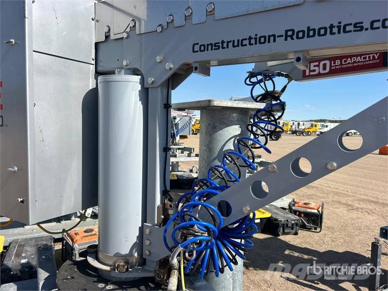  Construction Robotics Mule ML150 Electric Material Vinssit, nostolaitteet ja materiaalinostimet