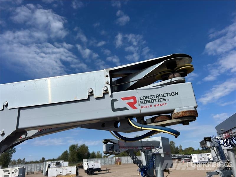 Construction Robotics Mule ML150 Electric Material Vinssit, nostolaitteet ja materiaalinostimet