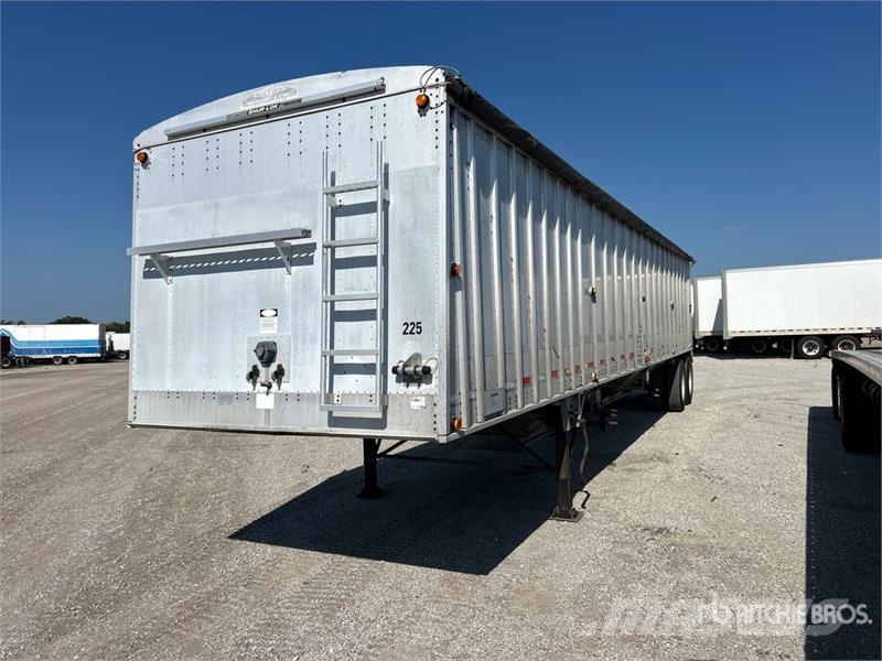 Cornhusker 43 ft T/A Bottom Grain Trailer Graantransportwagen