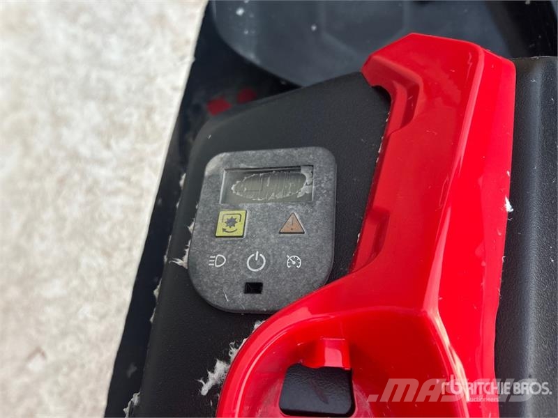 Craftsman 33BA27JD793 4x2 Ride-On Lawn Mower Kosiarki ogrodowe