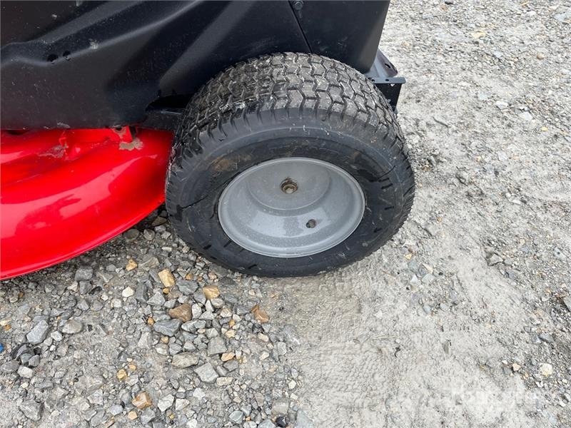 Craftsman E150 4x2 Ride-On Electric Lawn Mower (Inoperable) Riding mowers