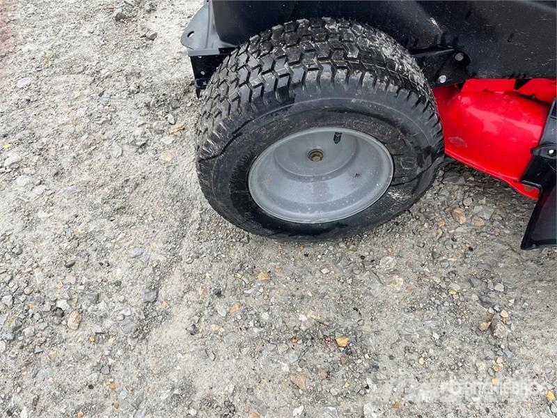 Craftsman E150 4x2 Ride-On Electric Lawn Mower (Inoperable) Riding mowers