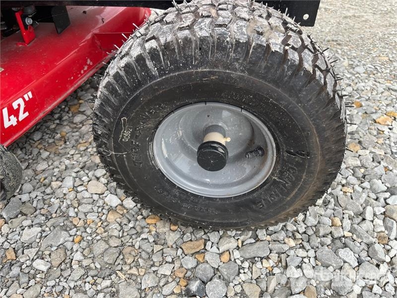 Craftsman E225 4x2 Ride-On Electric Greens Lawn Mower (Unuse Sodo traktoriukai-vejapjovės
