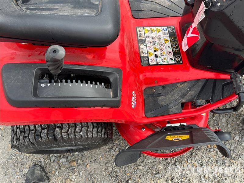 Craftsman E225 4x2 Ride-On Electric Greens Lawn Mower (Unuse ركوب الحشائش