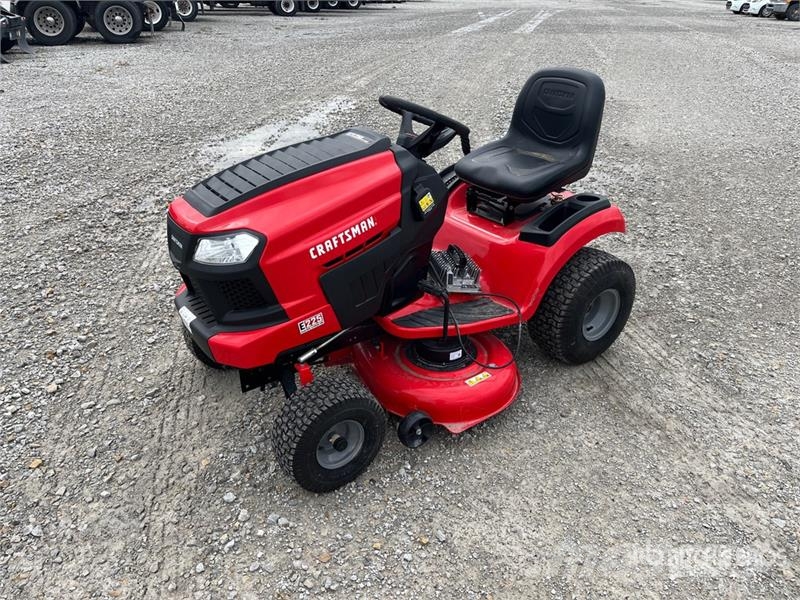 Craftsman E225 4x2 Ride-On Electric Greens Lawn Mower (Unuse Sodo traktoriukai-vejapjovės