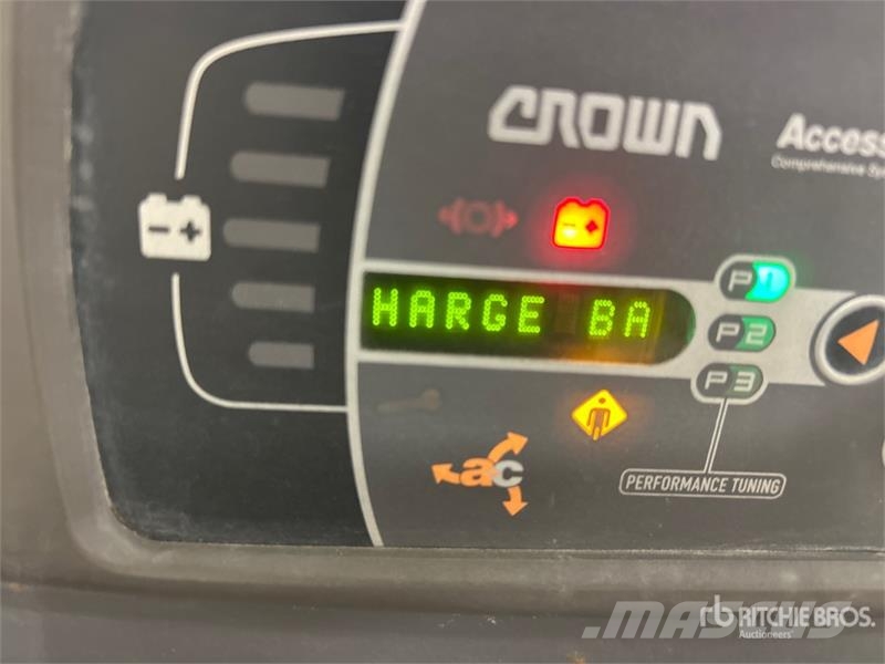 Crown SHR5540-35 3150 lb Walk-Behind Electric Stacker شاحنات مناولة ذاتية الدفع