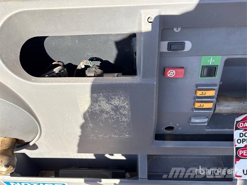 Crown SP345H-30 8840 lb Order Picker Middelsløftende plukketruck