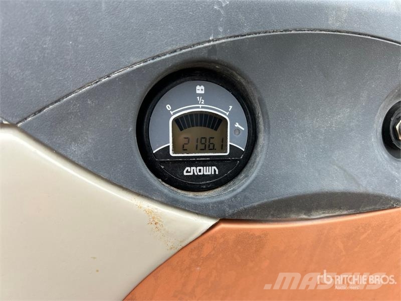 Crown WP3045-45 4500 lb Electric Pallet Jack Ручні гідравлічні візки
