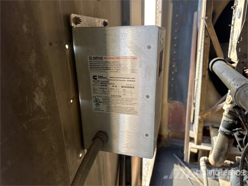 Cummins 680FDC3053AD 500 kW Skid-Mounted Generator Set Dizelski agregati