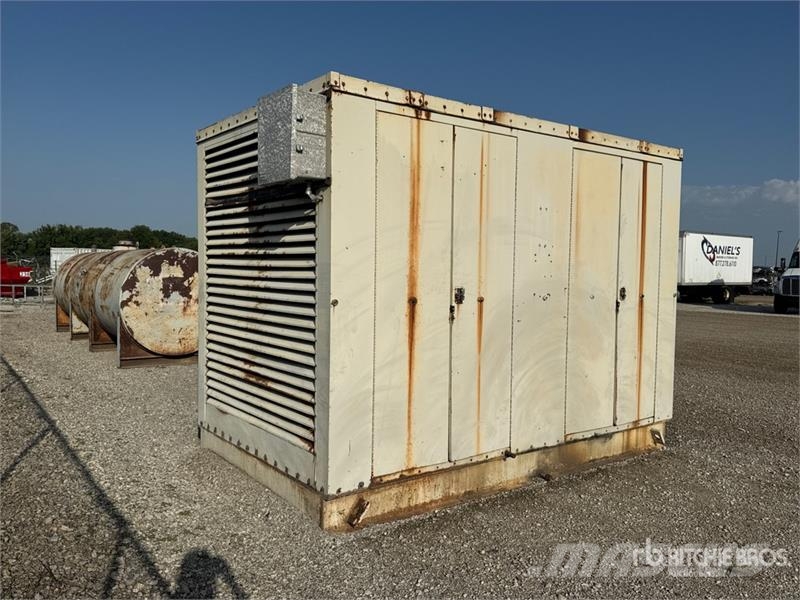 Cummins 680FDC3053AD 500 kW Skid-Mounted Generator Set Dizelski agregati