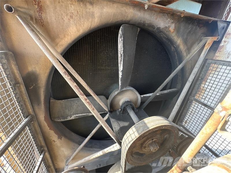 Cummins 680FDC3053AD 500 kW Skid-Mounted Generator Set Dizelski agregati