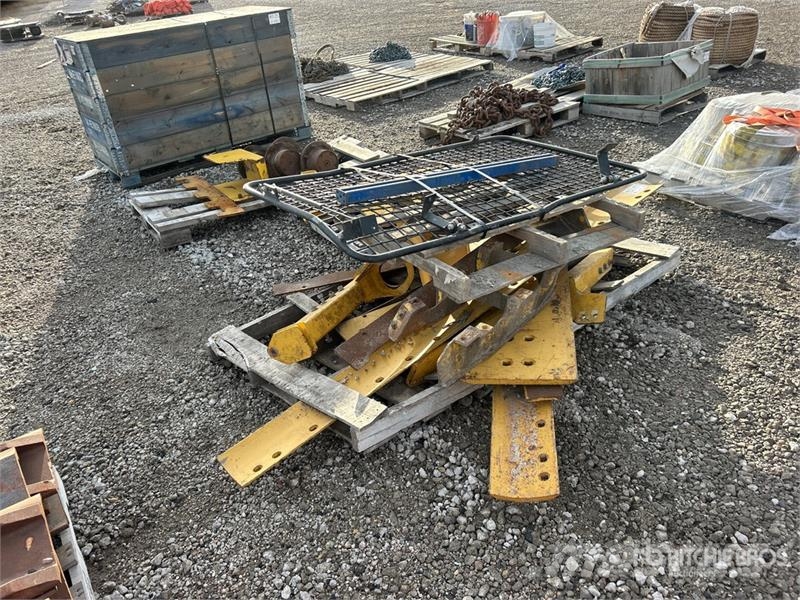 Cutting Edges, Track Rollers, Cab Screen, and Pane Andet tilbehør