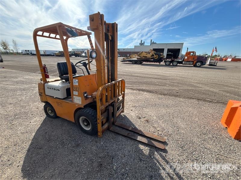 Datsun FG103 3000 lb Pneumatic Tire Forklift Andere Gabelstapler