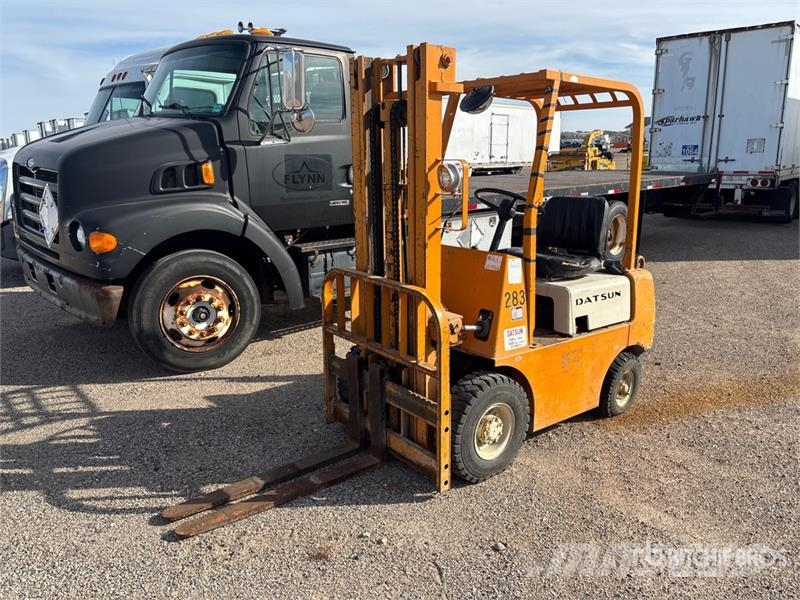 Datsun FG103 3000 lb Pneumatic Tire Forklift Andere Gabelstapler