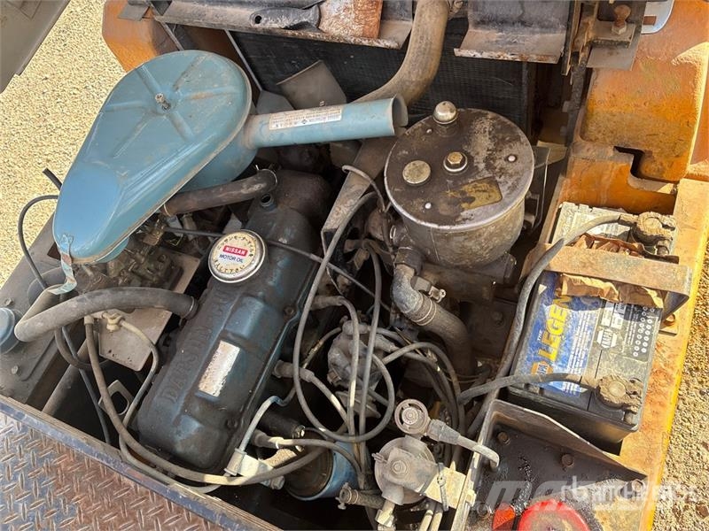 Datsun FG103 3000 lb Pneumatic Tire Forklift Andere Gabelstapler