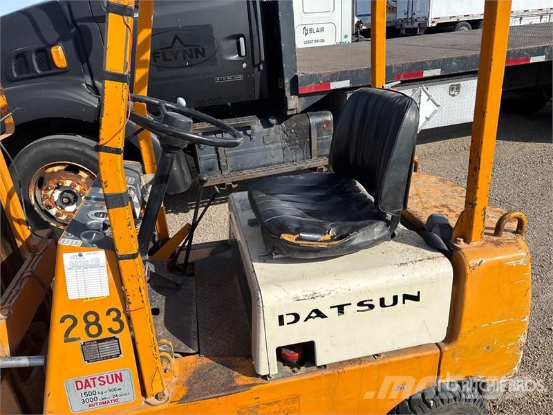 Datsun FG103 3000 lb Pneumatic Tire Forklift Andere Gabelstapler