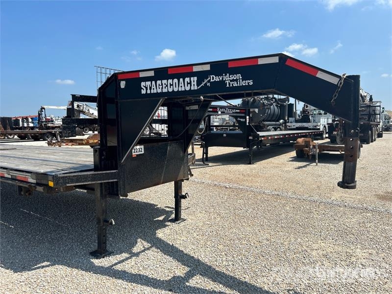  Davidson 40 ft T/A Gooseneck Equipment Trailer Autovežių priekabos