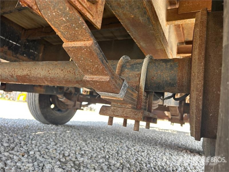  Davidson 40 ft T/A Gooseneck Equipment Trailer Autovežių priekabos
