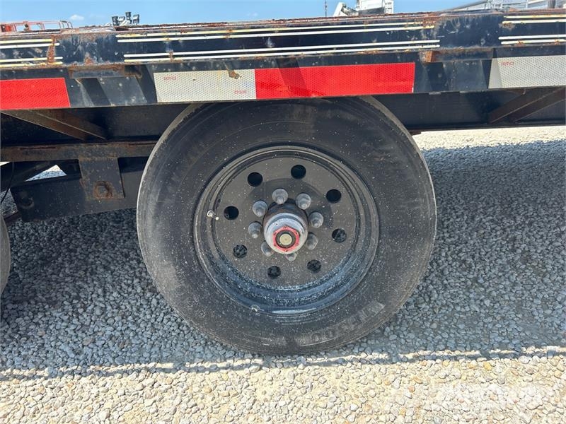  Davidson 40 ft T/A Gooseneck Equipment Trailer Autovežių priekabos