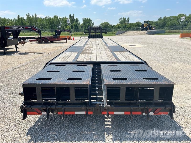  Davidson 40 ft T/A Gooseneck Equipment Trailer Autovežių priekabos