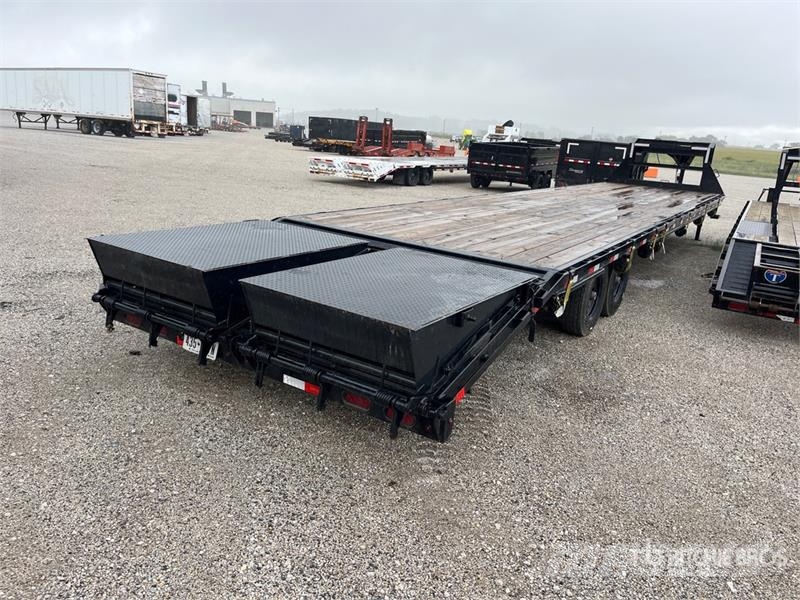 Delco 40 ft T/A Gooseneck Equipment Trailer Remolques para transporte de vehículos