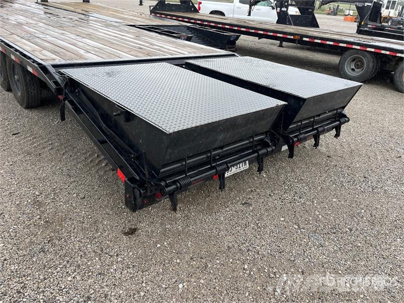  Delco 40 ft T/A Gooseneck Equipment Trailer Remolques para transporte de vehículos