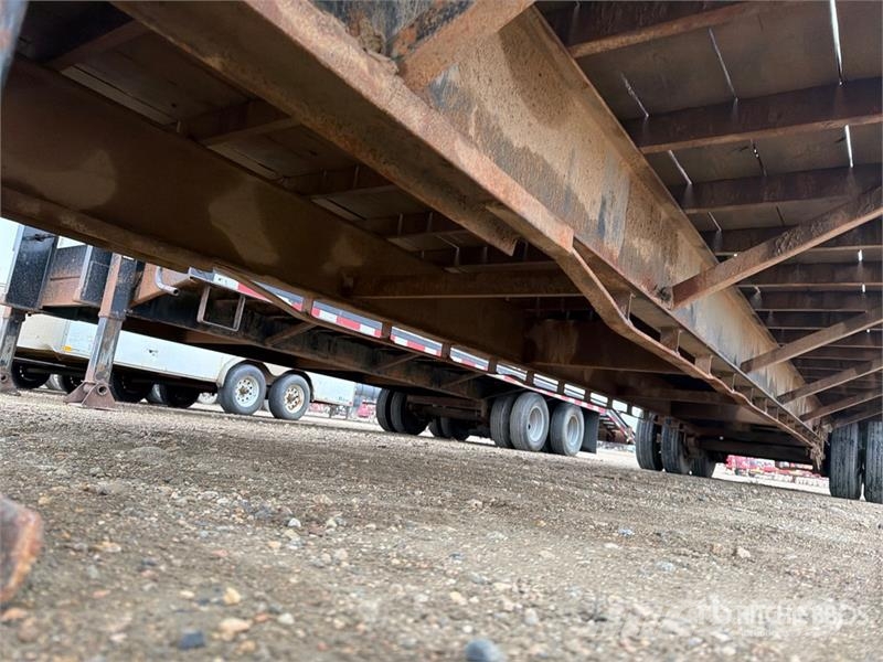 Delta 40 ft T/A Gooseneck Equipment Trailer Auto pārvadāšanas treileri