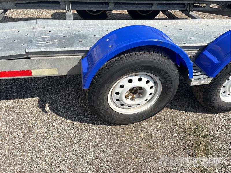 Demco AT7000P T/A 1 Car Open Car Carrier Trailer Návesy na prepravu automobilov