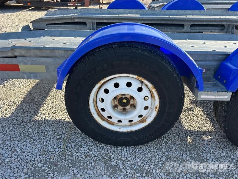 Demco AT7000P T/A 1 Car Open Car Carrier Trailer Polprikolice za prevoz vozil