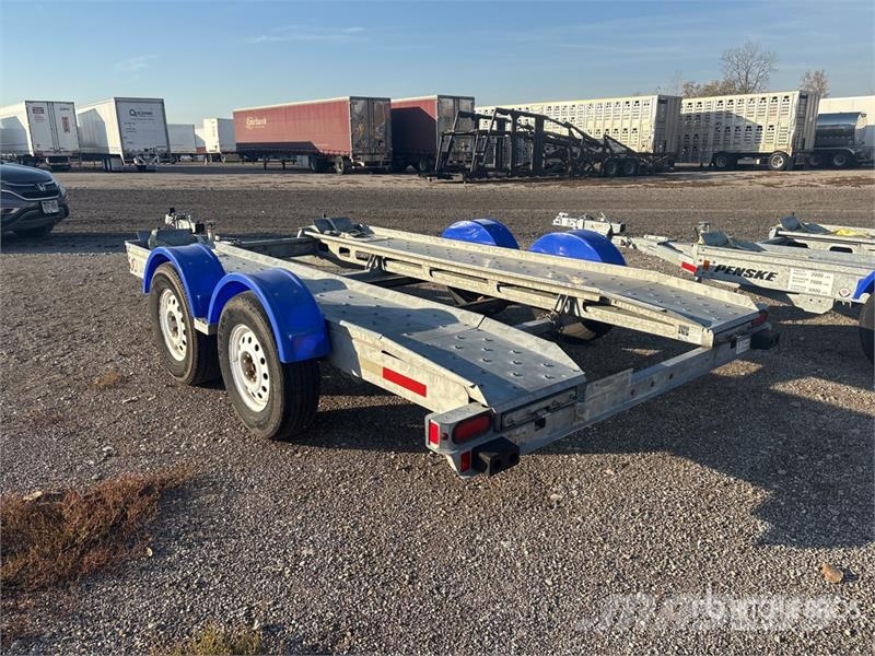 Demco T/A 1 Car Open Car Carrier Trailer Semi remorque porte engin
